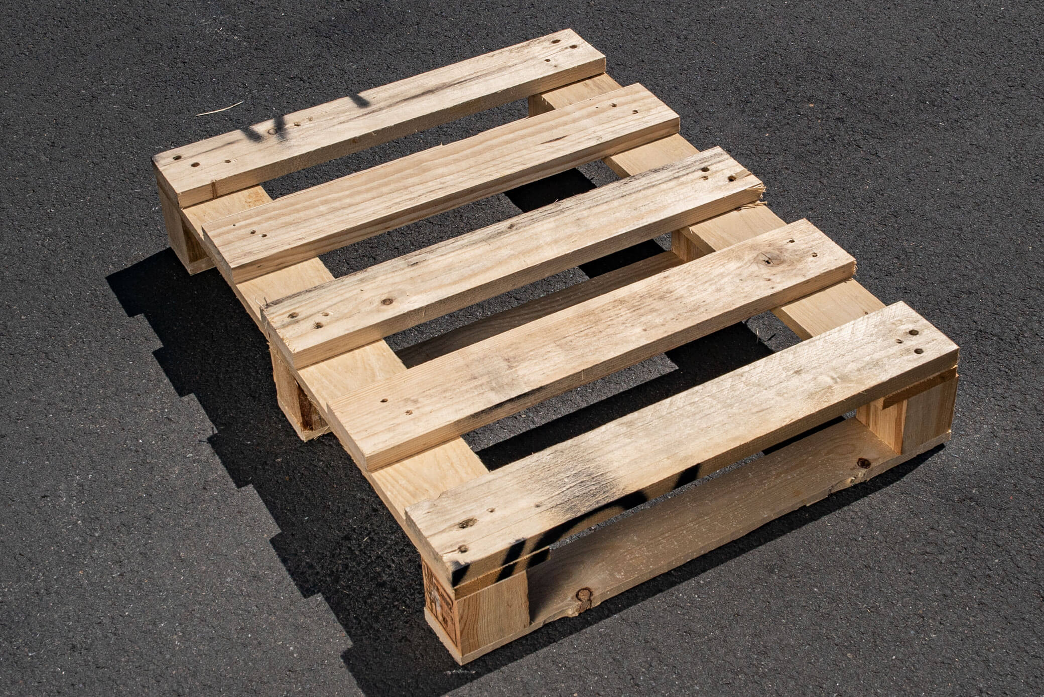 2Wegepaletten kaufen · Jetzt anrufen & beraten lassen · Rehm Paletten